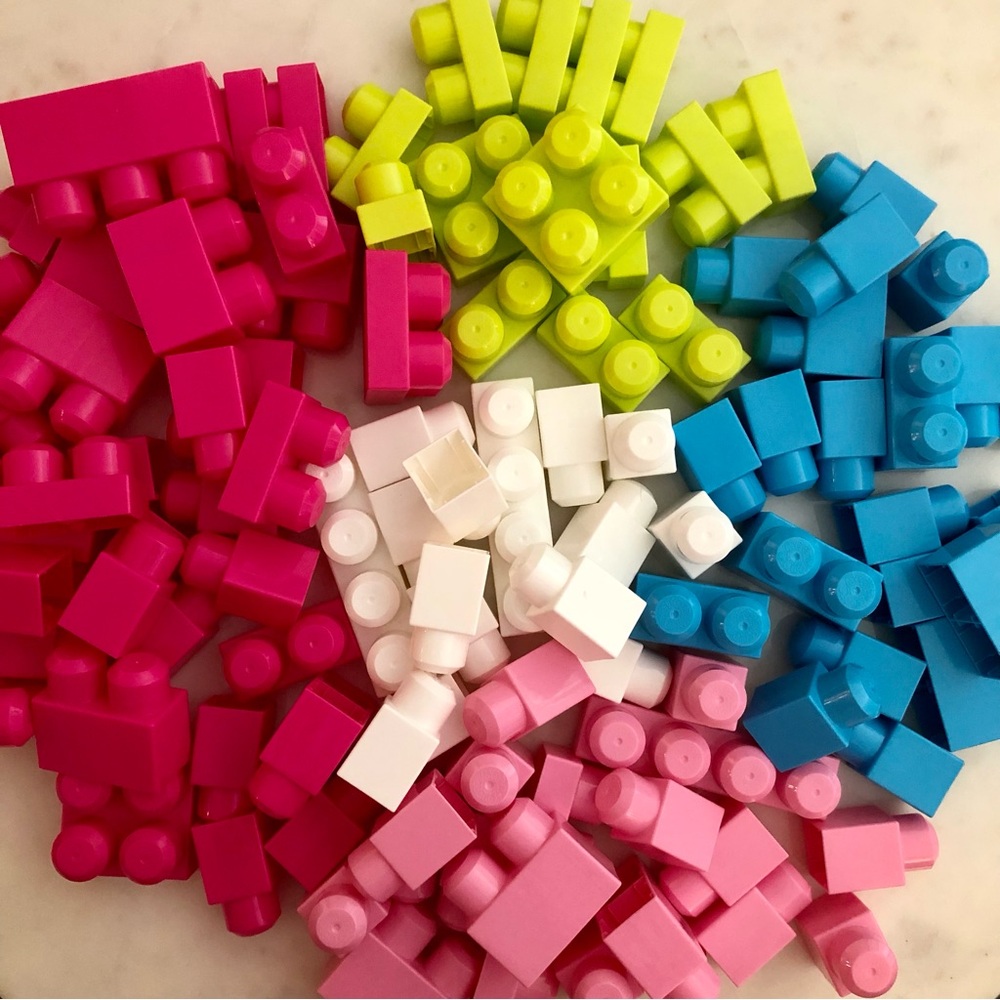 Mega Bloks Building Set 100pcs